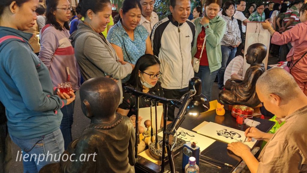 lớp học thư pháp
